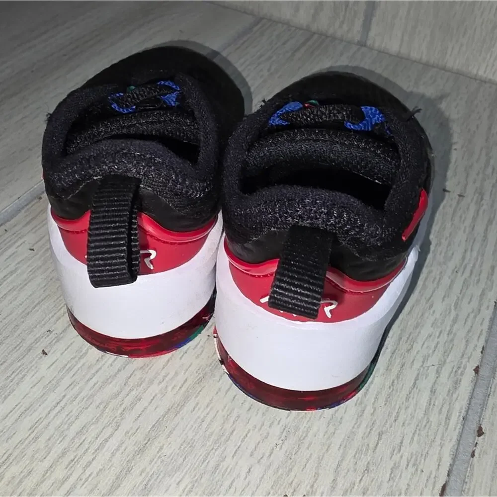Nike Toddler Air Max Motion 2 Black & Red Sneakers Slip-On Design Crib Baby Shoe